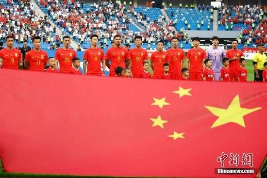 “我们人类在食物链顶端，早已习惯于干预自然。